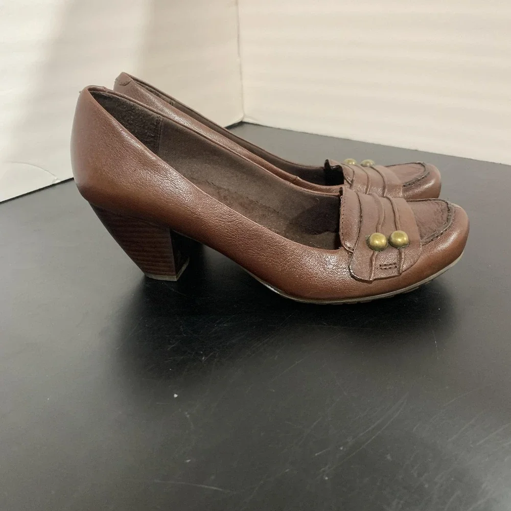 BareTraps Shoes Womens Size 8 Brown Tina Leather Loafer Pumps Block Heel Slip On